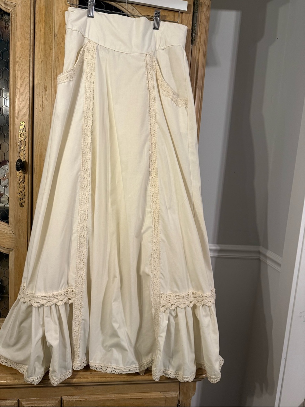 Vintage Jessica’s Gunnies Cotton Cream Lace-Trim A-Line Skirt